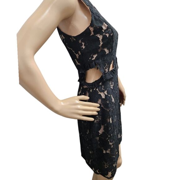 Wayf Drake Lace Cutout Dress in Black - Picture 3 of 8